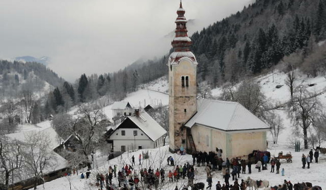 znamenje in konji